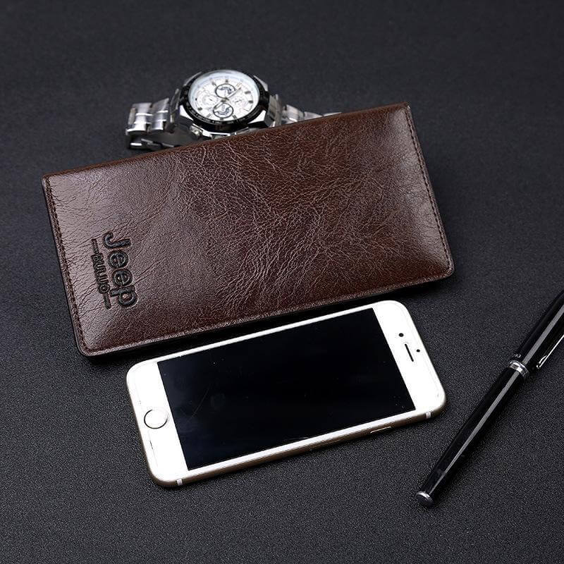 Shiny Chic: The Imported Wallet of Your Dreams