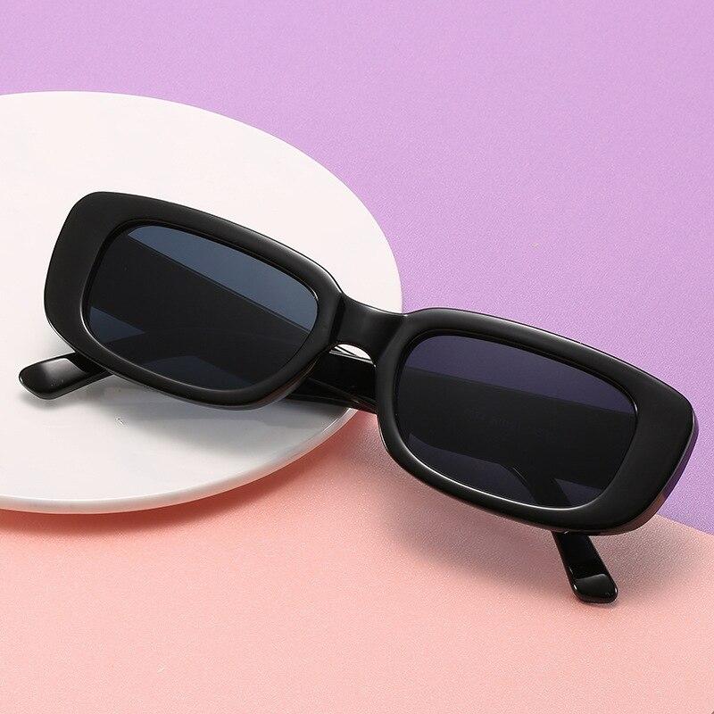 Bold Retro Glasses (BUY 1 GET 1 FREE)